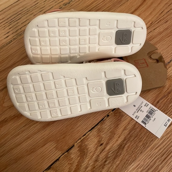 See Kai Run basics pink sparkle glitter hook and loop sandals size 6 NWT - Picture 5 of 5